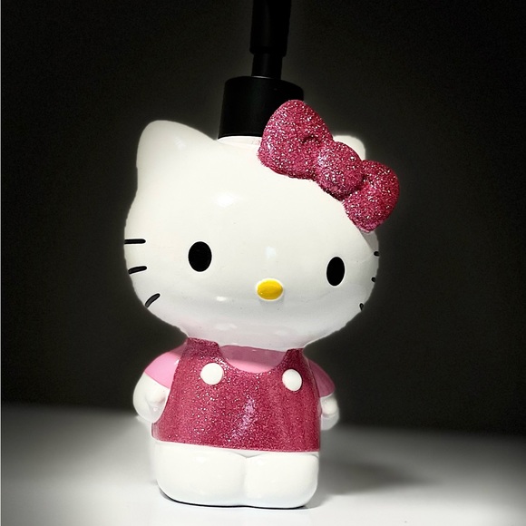 Hello Kitty Lotion Pump - Picture 2 of 6